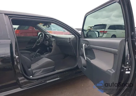 2014 Scion Tc из США, поврежденный, VIN JTKJF5C77E3077374